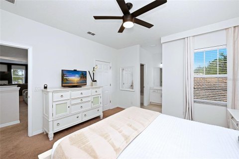 House in Davenport, Florida 6 bedrooms, 291.34 sq.m. № 2306845 - photo 7