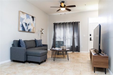 Townhouse in Kissimmee, Florida 3 bedrooms, 120.4 sq.m. № 2228215 - photo 5