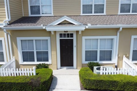 Townhouse in Kissimmee, Florida 3 bedrooms, 120.4 sq.m. № 2228215 - photo 3
