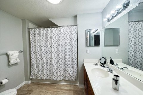 Townhouse in Kissimmee, Florida 3 bedrooms, 120.4 sq.m. № 2228215 - photo 10