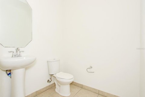 Townhouse in Orlando, Florida 2 bedrooms, 151.9 sq.m. № 1910808 - photo 26