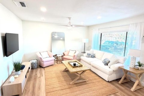 Villa ou maison à vendre à Sebastian, Floride: 3 chambres, 181.16 m2 № 2250130 - photo 11