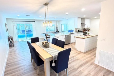 Villa ou maison à vendre à Sebastian, Floride: 3 chambres, 181.16 m2 № 2250130 - photo 10