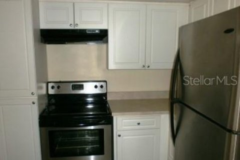 Copropriété à louer à Orlando, Floride: 2 chambres, 97.92 m2 № 1514460 - photo 3
