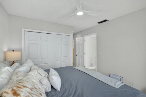 Adosado en venta en Stuart, Florida, 2 dormitorios, 116.13 m2 № 2303856 - foto 13