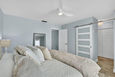 Adosado en venta en Stuart, Florida, 2 dormitorios, 116.13 m2 № 2303856 - foto 9