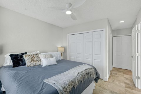 Adosado en venta en Stuart, Florida, 2 dormitorios, 116.13 m2 № 2303856 - foto 14