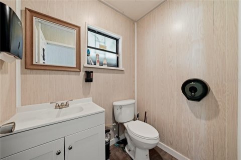 Commercial property in Hudson, Florida № 2122929 - photo 12