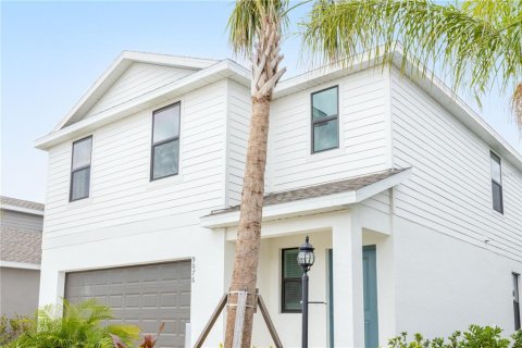 House in Sarasota, Florida 4 bedrooms, 184.78 sq.m. № 1838391 - photo 2
