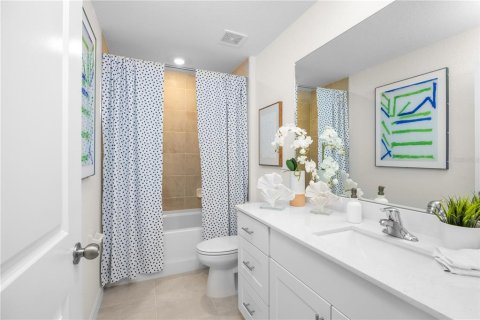 House in Sarasota, Florida 4 bedrooms, 184.78 sq.m. № 1838391 - photo 14