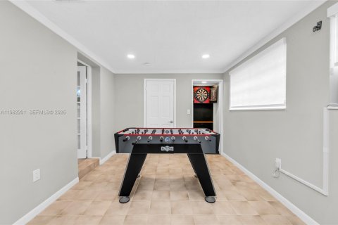 Villa ou maison à louer à Miami, Floride: 3 chambres, 184.6 m2 № 2080907 - photo 27