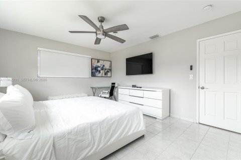 Villa ou maison à louer à Miami, Floride: 3 chambres, 184.6 m2 № 2080907 - photo 17