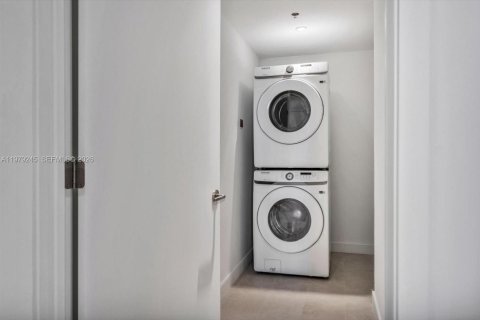 Copropriété à vendre à Miami Beach, Floride: 3 chambres, 184.97 m2 № 2046024 - photo 27