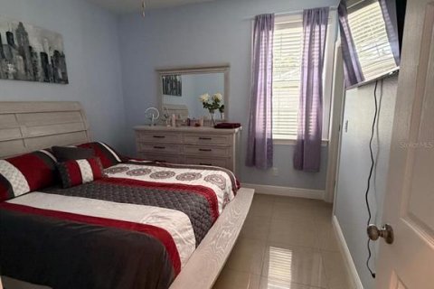Villa ou maison à louer à Tampa, Floride: 3 chambres, 153.01 m2 № 2428948 - photo 7