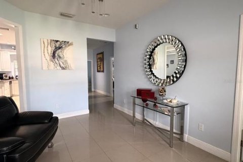 Villa ou maison à louer à Tampa, Floride: 3 chambres, 153.01 m2 № 2428948 - photo 6