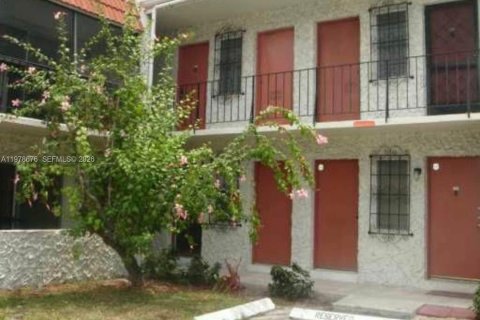 Condominio en Palmetto Bay, Florida, 2 dormitorios  № 2044489