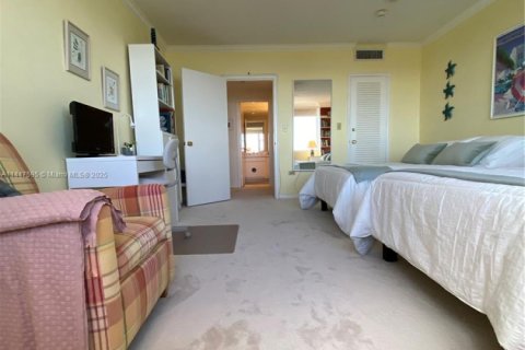 Condominio en alquiler en Key Biscayne, Florida, 2 dormitorios, 122.63 m2 № 2012404 - foto 28