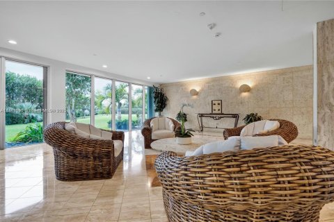 Condominio en alquiler en Key Biscayne, Florida, 2 dormitorios, 122.63 m2 № 2012404 - foto 5