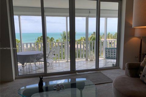 Condominio en alquiler en Key Biscayne, Florida, 2 dormitorios, 122.63 m2 № 2012404 - foto 19
