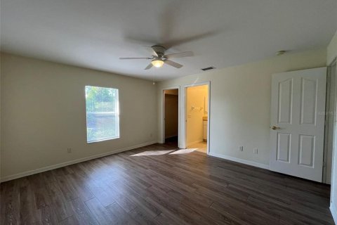 Casa en alquiler en North Port, Florida, 3 dormitorios, 115.29 m2 № 1758411 - foto 7