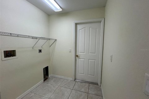 Casa en alquiler en North Port, Florida, 3 dormitorios, 115.29 m2 № 1758411 - foto 12