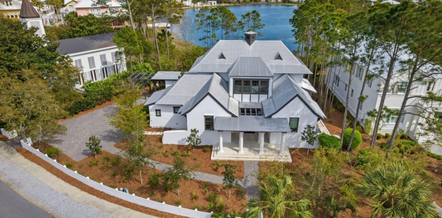 House in Panama City Beach, Florida 5 bedrooms, 336.49 sq.m. № 558304