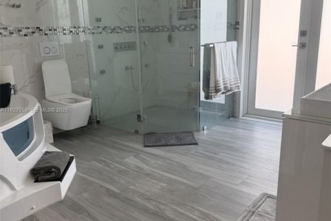 Купить виллу или дом в Хомстед, Флорида 7 спален, 454.38м2, № 1986334 - фото 8