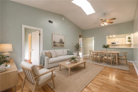 Townhouse in Ormond Beach, Florida 2 bedrooms, 108.97 sq.m. № 2105319 - photo 11