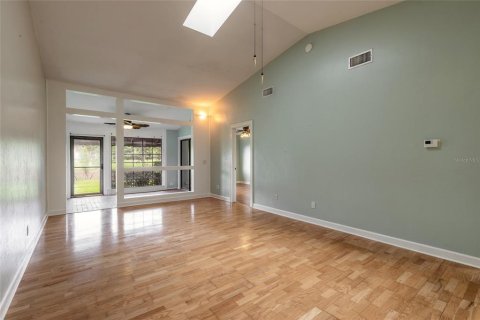 Townhouse in Ormond Beach, Florida 2 bedrooms, 108.97 sq.m. № 2105319 - photo 14