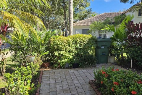 Купить таунхаус в Пемброк-Пайнс, Флорида 3 спальни, 125.23м2, № 1972862 - фото 7