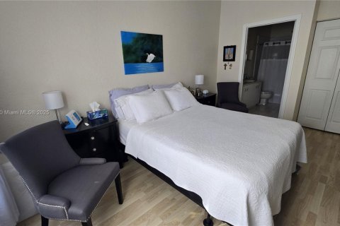 Купить таунхаус в Пемброк-Пайнс, Флорида 3 спальни, 125.23м2, № 1972862 - фото 21