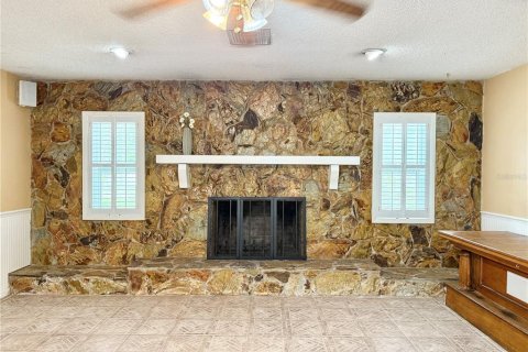 House in Tampa, Florida 3 bedrooms, 188.59 sq.m. № 1765291 - photo 19