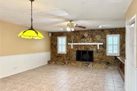 House in Tampa, Florida 3 bedrooms, 188.59 sq.m. № 1765291 - photo 18