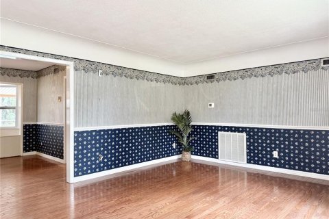 House in Tampa, Florida 3 bedrooms, 188.59 sq.m. № 1765291 - photo 4