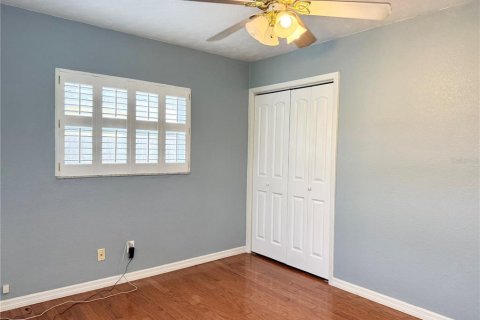 House in Tampa, Florida 3 bedrooms, 188.59 sq.m. № 1765291 - photo 25
