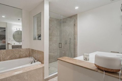 Adosado en alquiler en Miami Gardens, Florida, 3 dormitorios, 146.6 m2 № 1986290 - foto 7