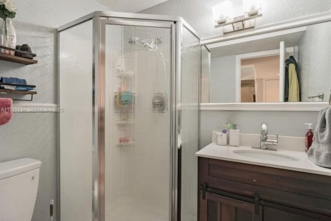 Adosado en alquiler en Miami Gardens, Florida, 3 dormitorios, 146.6 m2 № 1986290 - foto 10