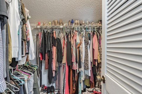 Adosado en alquiler en Miami Gardens, Florida, 3 dormitorios, 146.6 m2 № 1986290 - foto 8