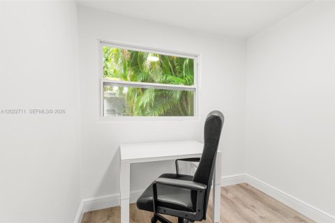 Villa ou maison à vendre à Miami, Floride: 3 chambres, 184.88 m2 № 2146466 - photo 27