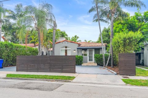 Villa ou maison à vendre à Miami, Floride: 3 chambres, 184.88 m2 № 2146466 - photo 30