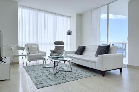 Copropriété à louer à Sunny Isles Beach, Floride: 2 chambres, 119.75 m2 № 1728793 - photo 5
