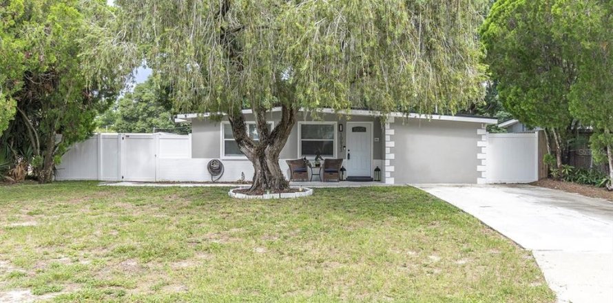 Casa en Port Richey, Florida 3 dormitorios, 99.78 m2 № 1833638