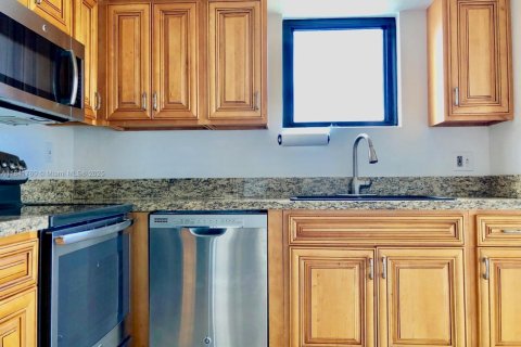 Condo in Aventura, Florida, 2 bedrooms № 1834303 - photo 27