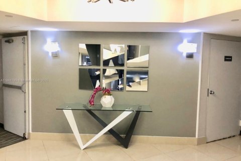 Condo in Aventura, Florida, 2 bedrooms № 1834303 - photo 26