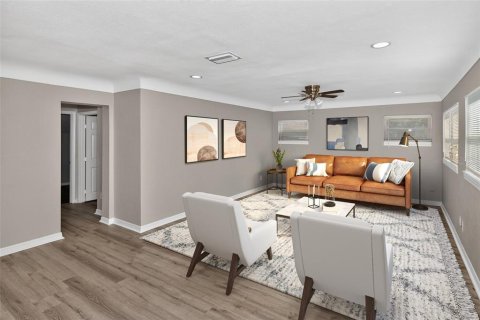 Casa en venta en Saint Petersburg, Florida, 4 dormitorios, 192.59 m2 № 2342518 - foto 3