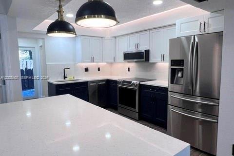 Touwnhouse à louer à Miami, Floride: 3 chambres, 125.05 m2 № 2346783 - photo 5