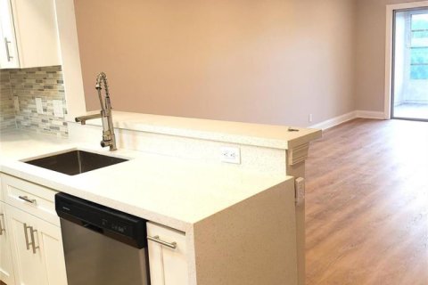 Condo à Margate, Floride, 2 chambres № 2193662