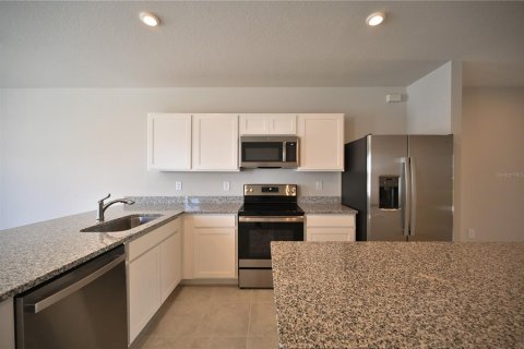 Touwnhouse à louer à Lakewood Ranch, Floride: 3 chambres, 132.94 m2 № 2341494 - photo 11