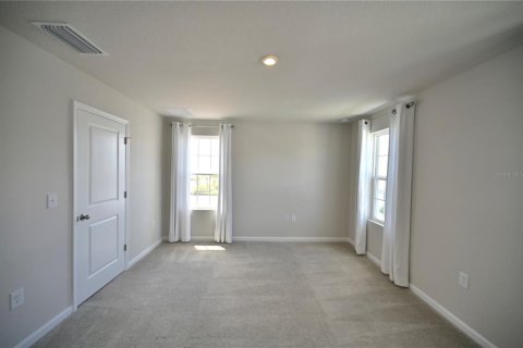 Touwnhouse à louer à Lakewood Ranch, Floride: 3 chambres, 132.94 m2 № 2341494 - photo 16