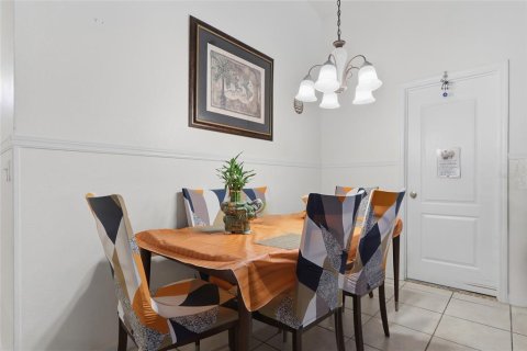 Villa ou maison à vendre à Davenport, Floride: 5 chambres, 154.4 m2 № 2410114 - photo 15